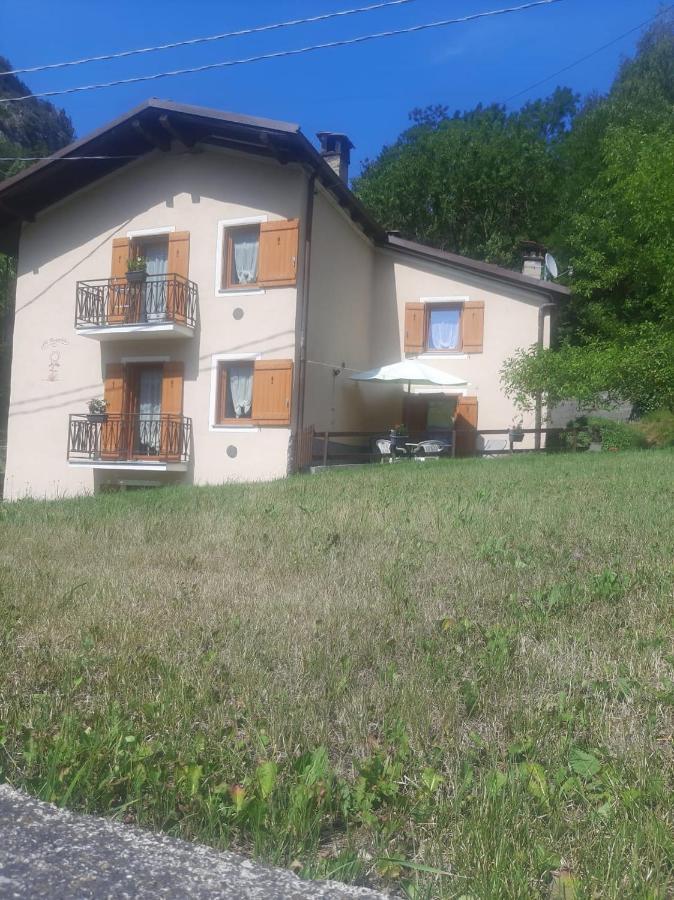 Ca' Virasolelh Hotel Macra Exterior photo