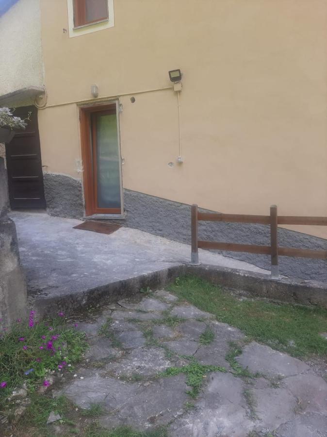 Ca' Virasolelh Hotel Macra Exterior photo
